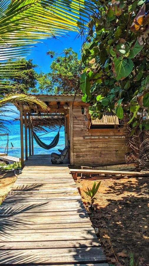 Guanaja Backpackers Hostel Dış mekan fotoğraf